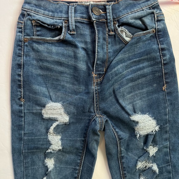 Mudd FLX Stretch High Rise Ankle Distressed Jegging Jean Women Size 0 - Picture 2 of 12